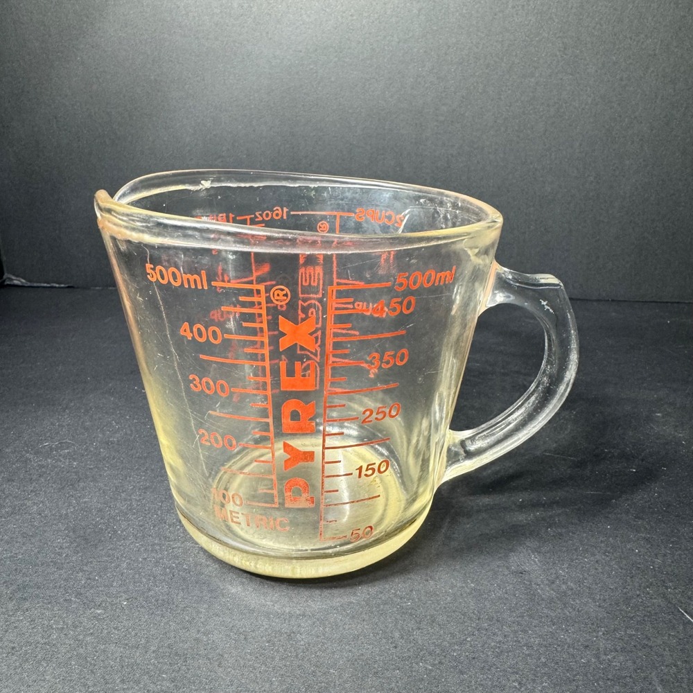 Vintage Pyrex #516 2 Cup Measuring Glass Red Lettering 500ml 16oz Made in USA